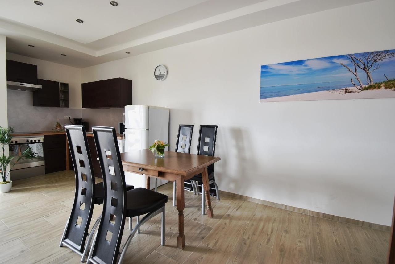 Apartmani Solis Vir Kültér fotó