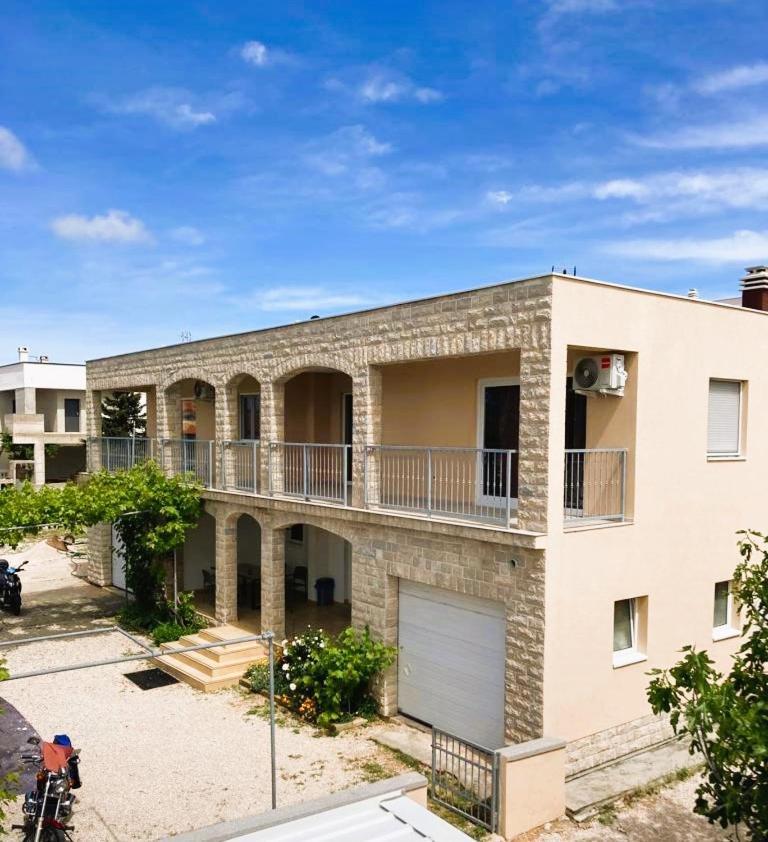 Apartmani Solis Vir Kültér fotó